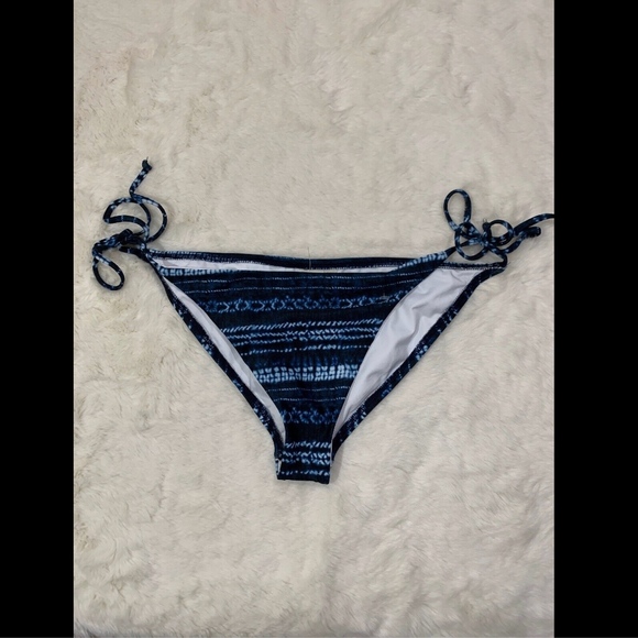 NEW L Space Midnight‎ Caravan Lily String Full Cut Bikini Bottoms [SZ Large ] - Picture 2 of 8